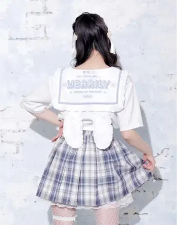NOEMIE 토끼 귀 세일러 크롭 저리 화이트