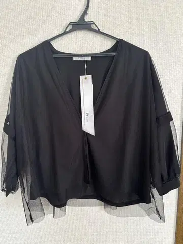 새상품 Praia 블랙 시스루 블라우스