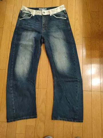 Sculptor Beaded Waist Denim Pants 인디고 블루