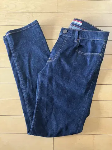 타미힐피거 29인치 다크 블루 슬림 핏 데님 팬츠