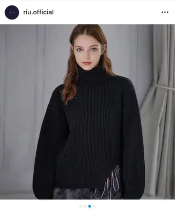 Sequin turtleneck knit Riu 블랙