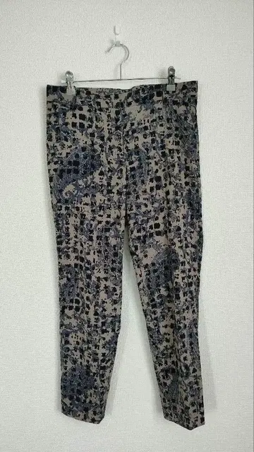 BLUE DE BRESSE 팬츠