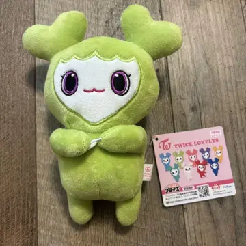 트와이스 러블리스 허그 인형 조연