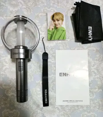 ENHYPEN 응원봉 포토 카드 포함
