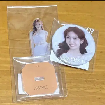 NiziU 마유카 AWAKE 아크릴 스탠드 캔뱃지 캔 배지