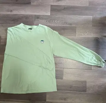 HUF 연한 녹색 롱 T