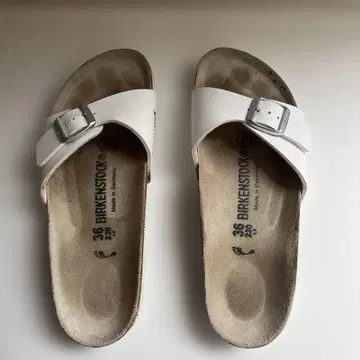 BIRKENSTOCK 화이트 샌들 36(23cm)