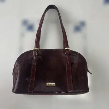 ETRO 와인 레드 핸드백 새상품급 차분한 분위기 광택 있음 깨끗함