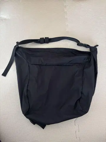 POIK 샤론 라이트 크로스 백
