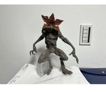 크리처 피규어 약 30cm