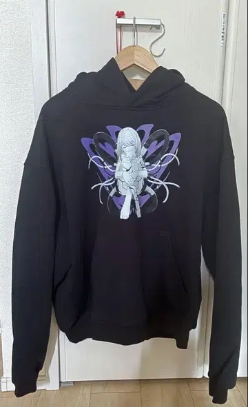 [완판템] CVLTE eepY hoodie L 사이즈