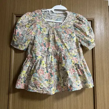 꽃무늬 블라우스