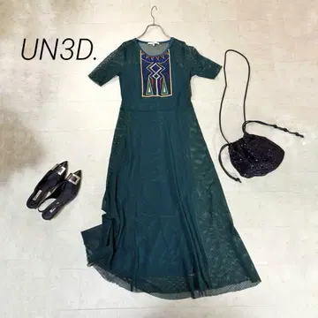 UN3D. 커팅 메쉬 롱 원피스 모드 자수 스타일업