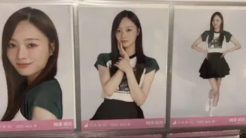 노기자카46 우메자와 미나미 프릴 미니 스커트 브로마이드 컴프