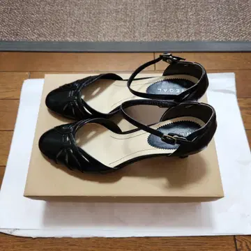 리걸 펌프스 블랙 힐 높이 5cm