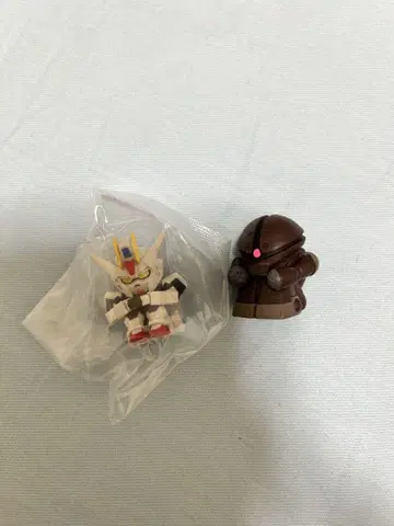기다림 건담의 경우 스트라이크 건담 아가이