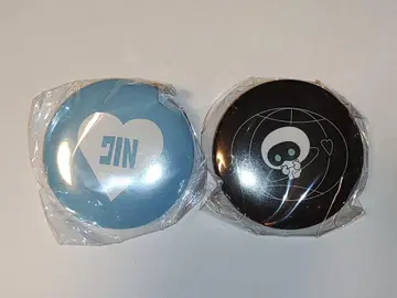 RUNSEOKJIN in JAPAN 캡슐 토이 캔뱃지 우토 JIN