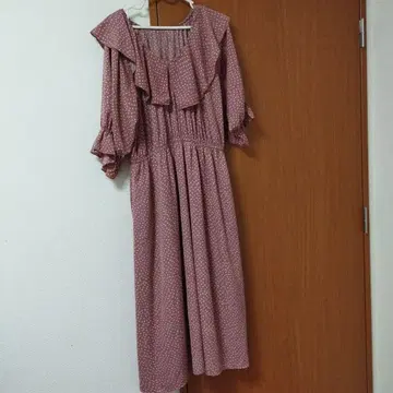 프릴 옷깃 도트 무늬 롱 원피스