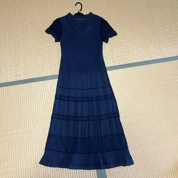 블랙 반팔 플리츠 롱 원피스