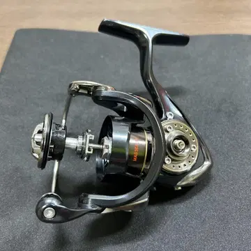 다이와 15 이그지스트 2505F-H 바디