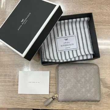 새상품급 ANYA HINDMARCH 접이식 지갑 그레이
