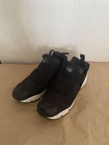 리복 펌프 퓨리 블랙 24cm