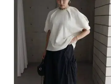ella selectshop 스캘럽 풀오버 아이보리 eLLa