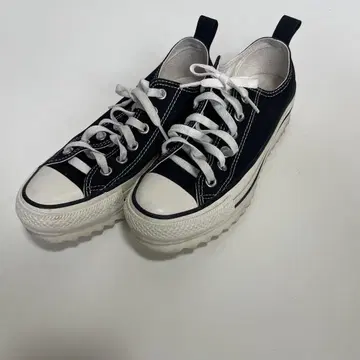 CONVERSE 통굽 스니커즈 24.5cm