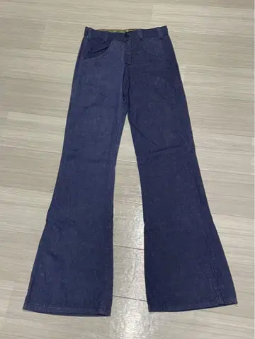 다크 블루 부츠 컷 플레어 데님 팬츠