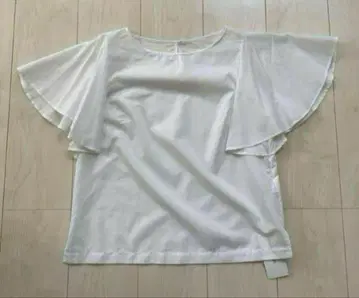 새상품 내추럴 뷰티 베이직 상의 화이트 M