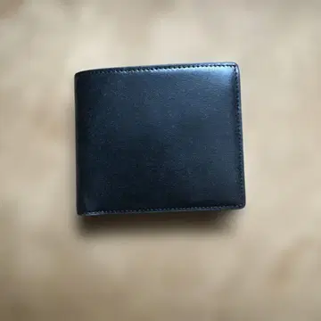 GLEVIO 블랙 접이식 지갑 가죽
