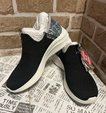 신상품! 스케쳐스 슬립인 신발 23cm