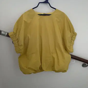 cugnette 벌룬 블라우스