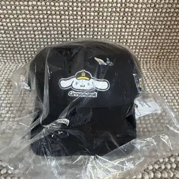 산리오 시나모롤 한신 타이거즈 콜라보 캡