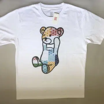 컬러풀 곰 디자인 티셔츠 화이트