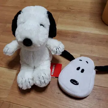PEANUTS 스누피 허그허그 봉제 인형 S 파우치 세트
