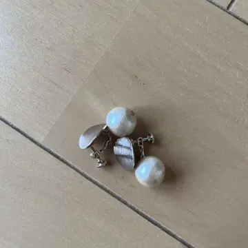 펄 쉘 클립형 귀찌