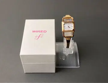 작동 상품 SEIKO WIRED 솔라 화이트 다이얼 손목시계 박스 포함