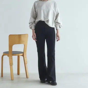 VERY 게재 yanuk 야누크 부츠 컷 데님 올드 블랙 23