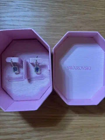스와로브스키 귀걸이