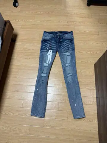 PURPLE BRAND 데미지 데님 청바지