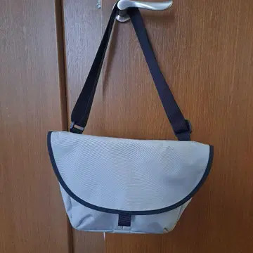 deuxC 숄더백
