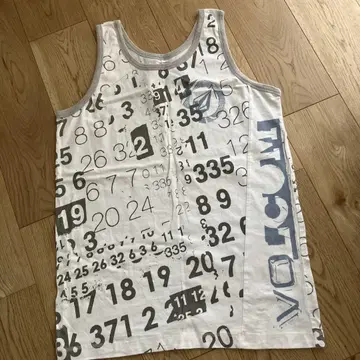Volcom 탱크탑 M 사이즈 숫자 프린트