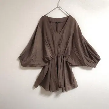 핏미 [M] 허리 개더 돌먼 슬리브 스타일 브라운