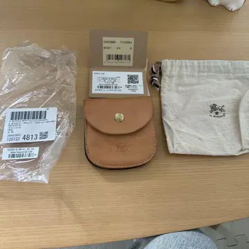 IL BISONTE 두겹 지갑 누메&블랙