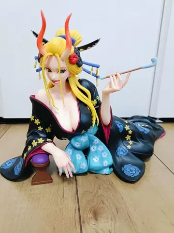 블랙 마리아 F상 피규어