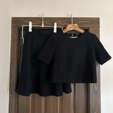 새상품급 Theory 장미 무늬 BREEZE.KNIT 셋업