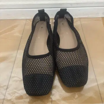 carino 블랙 메쉬 플랫 슈즈