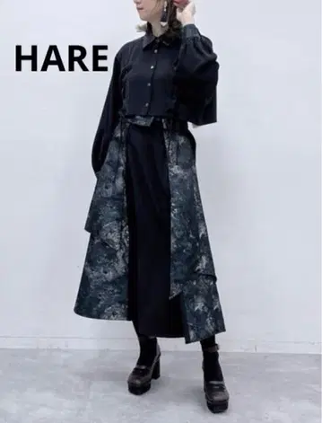 택 포함 새상품 HARE 라메 자카드 블라우스 & 스커트 셋업 그린 계열