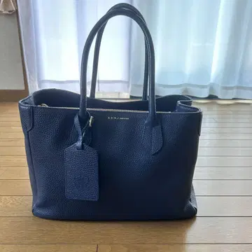 A.D.M.J. 네이비 가죽 백